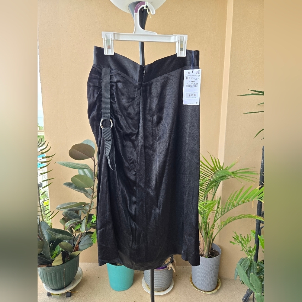 Zara Black Pencil Skirt with Belt Detail